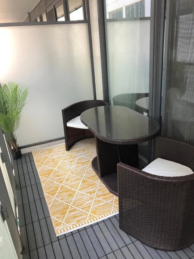 Sanctuary In Toronto'S Centre Apartment